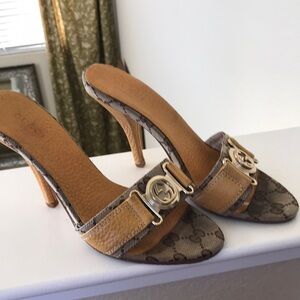 Vintage Gucci logo heeled mules size 38